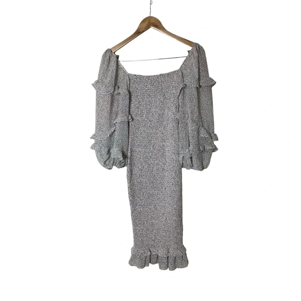 Petal and Pup Leia Long Sleeve Midi Bodycon Square Neck Grey Dress US 2 - Picture 3 of 8